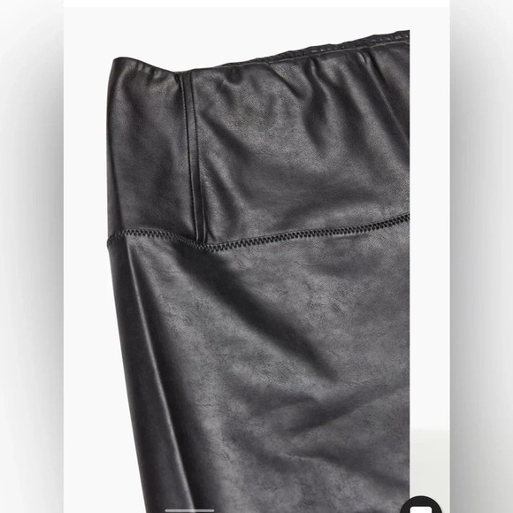 ! Wilfred Free by Aritzia Womens Daria High Waisted Vegan Leather Leggings… - Picture 3 of 7